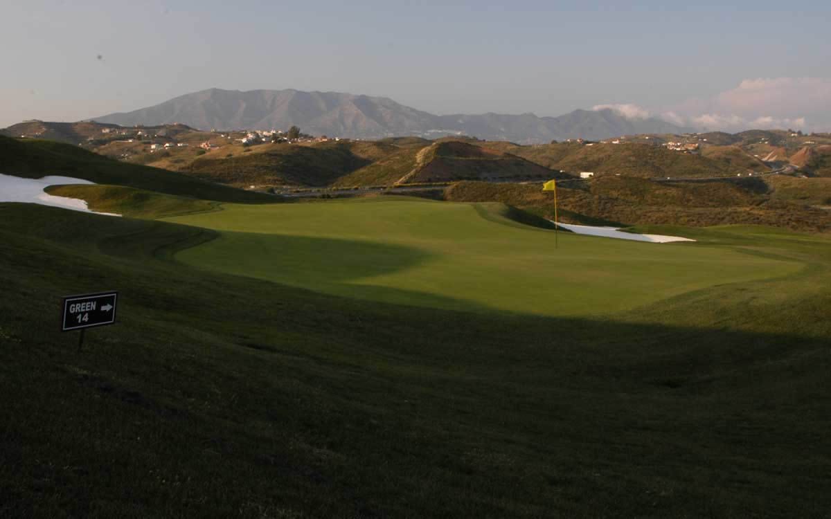 Calanova Golf